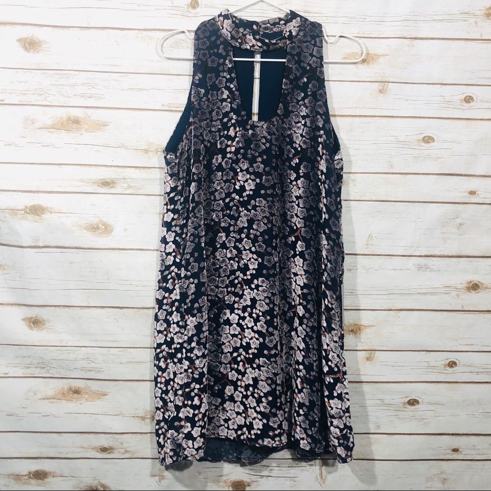 Mary & Mabel mock neck Velvet texture Dress